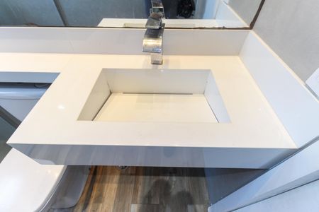 Apartamento para alugar com 45m², 2 quartos e 1 vaga Apartamento para alugar com 45m², 2 quartos e 1 vagaBanheiro