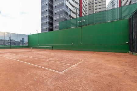 Apartamento à venda com 134m², 4 quartos e 3 vagas Apartamento à venda com 134m², 4 quartos e 3 vagasQuadra