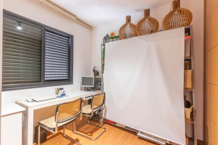 Apartamento à venda com 134m², 4 quartos e 3 vagas Apartamento à venda com 134m², 4 quartos e 3 vagasQuarto