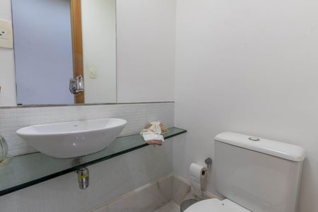 Apartamento à venda com 134m², 4 quartos e 3 vagas Apartamento à venda com 134m², 4 quartos e 3 vagasBanheiro