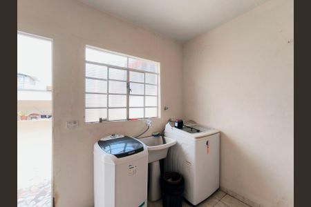 Casa à venda com 150m², 2 quartos e 1 vaga Casa à venda com 150m², 2 quartos e 1 vagaÁrea de Serviço