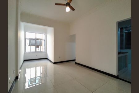 Sala de apartamento para alugar com 2 quartos, 66m² em Imperial de São Cristóvão, Rio de Janeiro