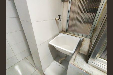 Apartamento para alugar com 66m², 2 quartos e sem vagaCozinha e Área de Serviço