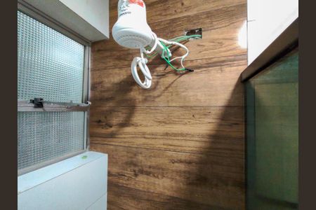 Apartamento para alugar com 66m², 2 quartos e sem vagaBanheiro Corredor