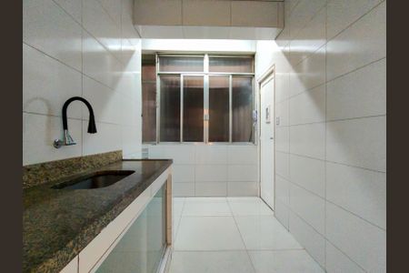 Apartamento para alugar com 66m², 2 quartos e sem vagaCozinha e Área de Serviço