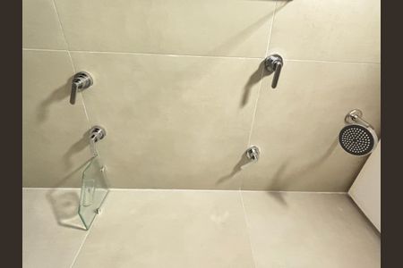 Banheiro da Suíte de apartamento para alugar com 1 quarto, 34m² em Indianópolis, São Paulo