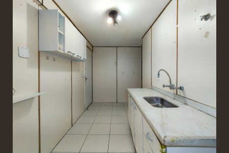 Apartamento à venda com 92m², 2 quartos e 1 vagaCozinha