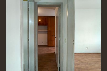 Apartamento à venda com 92m², 2 quartos e 1 vagaCorredor