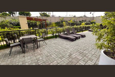 Apartamento à venda com 45m², 2 quartos e 1 vaga Apartamento à venda com 45m², 2 quartos e 1 vagaÁrea comum - Piscina