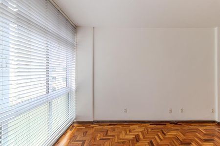 Apartamento à venda com 107m², 3 quartos e 2 vagasSala