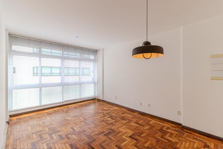 Apartamento à venda com 107m², 3 quartos e 2 vagasSala