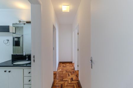 Apartamento à venda com 107m², 3 quartos e 2 vagasCorredor