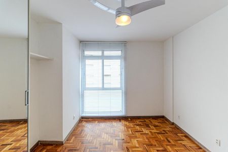 Apartamento à venda com 107m², 3 quartos e 2 vagasQuarto 2