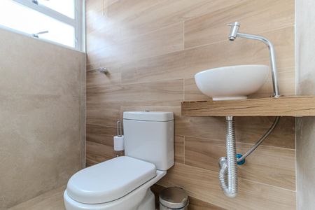 Apartamento à venda com 107m², 3 quartos e 2 vagasBanheiro de Serviço