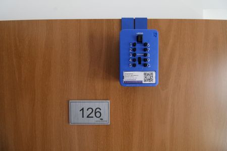 Apartamento para alugar com 70m², 2 quartos e 1 vagaLockbox