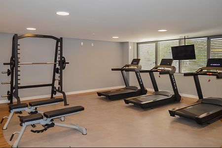 Studio para alugar com 48m², 1 quarto e sem vaga Studio para alugar com 48m², 1 quarto e sem vagaÁrea comum - Academia