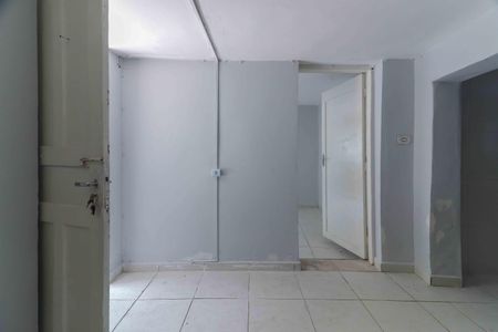 Sala de casa à venda com 6 quartos, 400m² em Rio Pequeno, São Paulo