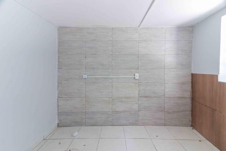 Sala de casa à venda com 6 quartos, 400m² em Rio Pequeno, São Paulo