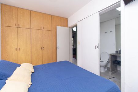 Apartamento para alugar com 110m², 3 quartos e 2 vagas Apartamento para alugar com 110m², 3 quartos e 2 vagasSuíte