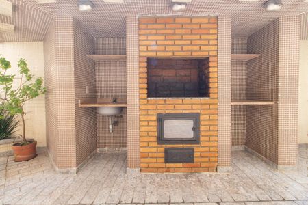 Apartamento para alugar com 110m², 3 quartos e 2 vagas Apartamento para alugar com 110m², 3 quartos e 2 vagasÁrea comum - Churrasqueira