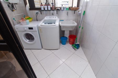 Apartamento para alugar com 110m², 3 quartos e 2 vagas Apartamento para alugar com 110m², 3 quartos e 2 vagasÁrea de Serviço