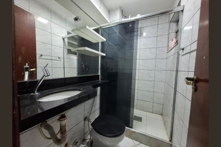 Banheiro  de apartamento para alugar com 2 quartos, 40m² em Centro, Rio de Janeiro