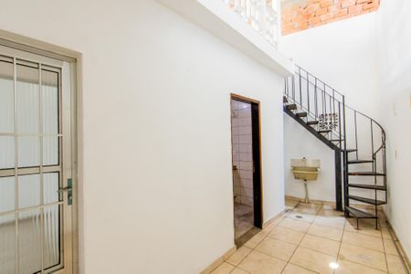 Casa para alugar com 180m², 2 quartos e 2 vagas Casa para alugar com 180m², 2 quartos e 2 vagasÁrea de Serviço