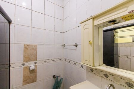 Casa para alugar com 180m², 2 quartos e 2 vagas Casa para alugar com 180m², 2 quartos e 2 vagasBanheiro