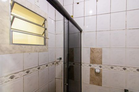 Casa para alugar com 180m², 2 quartos e 2 vagas Casa para alugar com 180m², 2 quartos e 2 vagasBanheiro