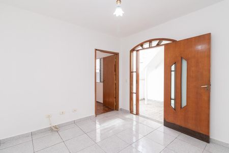 Sala de casa à venda com 5 quartos, 129m² em Vila Nhocuné, São Paulo