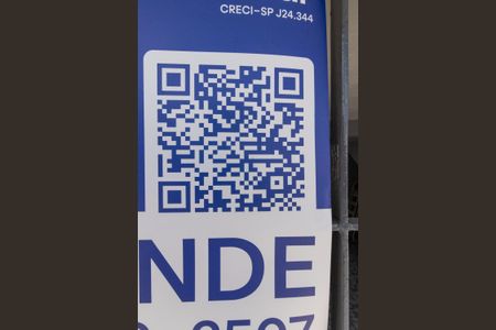 Casa à venda com 129m², 5 quartos e 1 vagaPlaquinha ZNHJ-608