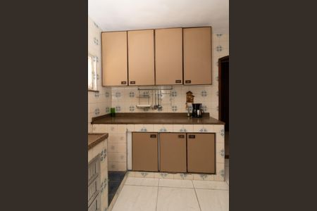 Casa para alugar com 300m², 3 quartos e 2 vagas Casa para alugar com 300m², 3 quartos e 2 vagasCozinha