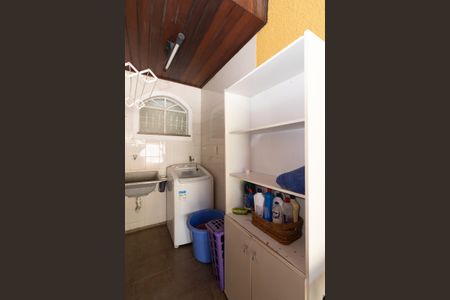 Casa para alugar com 300m², 3 quartos e 2 vagas Casa para alugar com 300m², 3 quartos e 2 vagasÁrea de Serviço