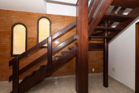 Casa para alugar com 300m², 3 quartos e 2 vagas Casa para alugar com 300m², 3 quartos e 2 vagasHall de entrada