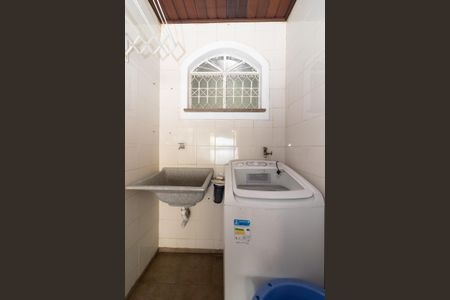 Casa para alugar com 300m², 3 quartos e 2 vagas Casa para alugar com 300m², 3 quartos e 2 vagasÁrea de Serviço