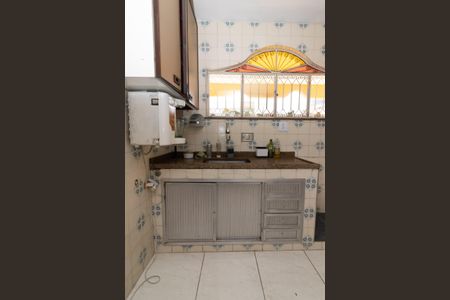 Casa para alugar com 300m², 3 quartos e 2 vagas Casa para alugar com 300m², 3 quartos e 2 vagasCozinha