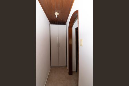 Casa para alugar com 300m², 3 quartos e 2 vagas Casa para alugar com 300m², 3 quartos e 2 vagasCorredor