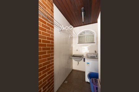 Casa para alugar com 300m², 3 quartos e 2 vagas Casa para alugar com 300m², 3 quartos e 2 vagasÁrea de Serviço