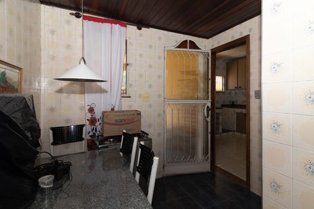 Casa para alugar com 300m², 3 quartos e 2 vagas Casa para alugar com 300m², 3 quartos e 2 vagasCopa