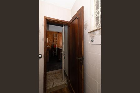 Casa para alugar com 300m², 3 quartos e 2 vagas Casa para alugar com 300m², 3 quartos e 2 vagasBanheiro 2