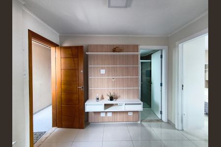 Apartamento para alugar com 43m², 2 quartos e 1 vagaSala