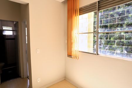 Apartamento à venda com 55m², 2 quartos e 1 vaga Apartamento à venda com 55m², 2 quartos e 1 vagaSala de TV