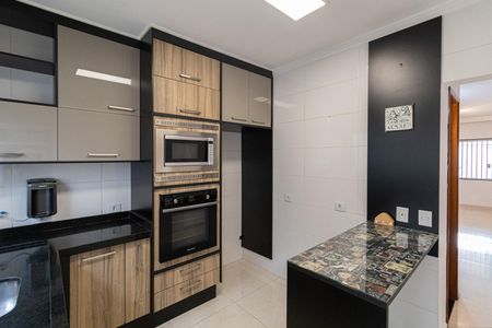 Casa para alugar com 101m², 3 quartos e 2 vagas Casa para alugar com 101m², 3 quartos e 2 vagasCozinha