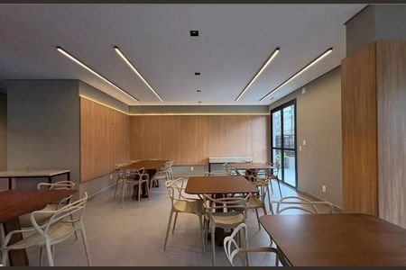 Apartamento para alugar com 64m², 2 quartos e 2 vagas Apartamento para alugar com 64m², 2 quartos e 2 vagasÁrea comum - Salão de festas