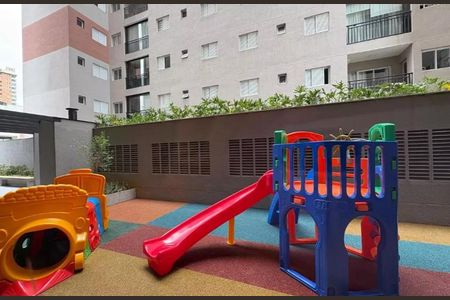 Apartamento para alugar com 64m², 2 quartos e 2 vagas Apartamento para alugar com 64m², 2 quartos e 2 vagasÁrea comum - Playground