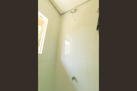 Casa de condomínio para alugar com 119m², 3 quartos e 3 vagasBanheiro Social