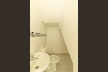 Casa de condomínio para alugar com 119m², 3 quartos e 3 vagasLavabo