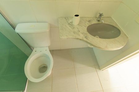 Casa de condomínio para alugar com 119m², 3 quartos e 3 vagasBanheiro Social