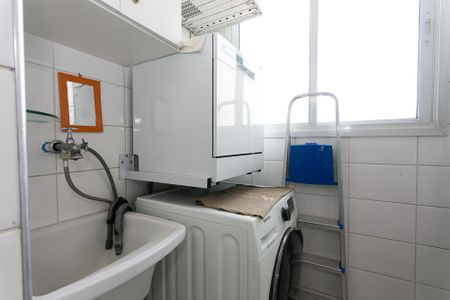 Apartamento para alugar com 55m², 2 quartos e 1 vagaÁrea de Serviço