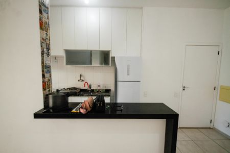 Sala de apartamento para alugar com 3 quartos, 75m² em Boqueirão, Praia Grande